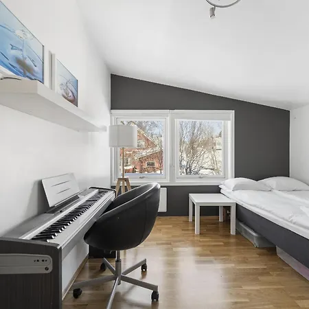 Med Panoramautsikt Og Terrasse アパート トロムソ