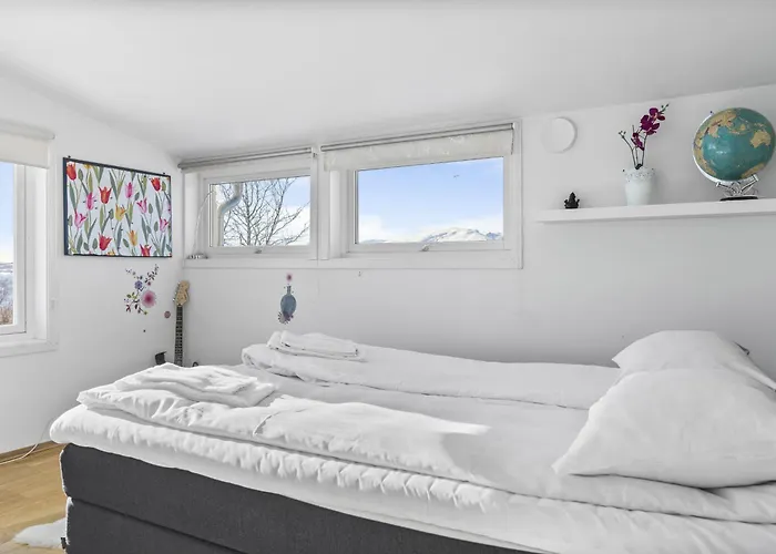 Apartamento Med Panoramautsikt Og Terrasse Tromsø